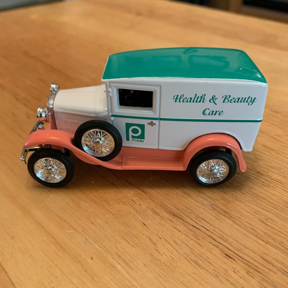 Ertl Die Cast